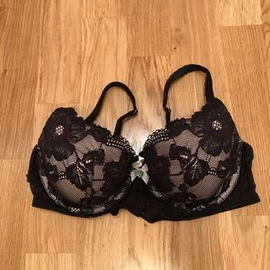 Victoria’s Secret lace bra